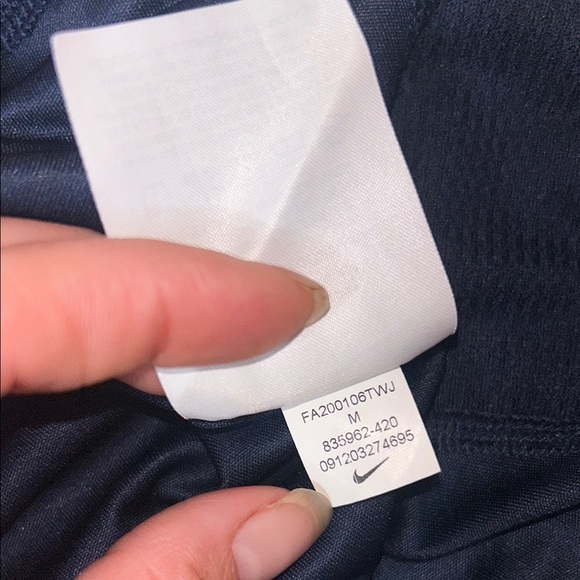 Nike Blue Fitted Athletic Tank Top - Picture 9 of 9